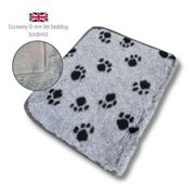 DRYBED Economy Vet Bed Bordered grey with black paws 100 x 75 cm