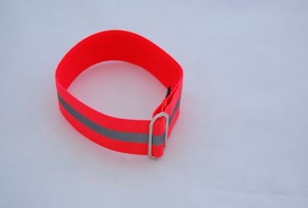 Safety collar - rubber strap with reflective strip + fastener/26 - 30 cm - orange